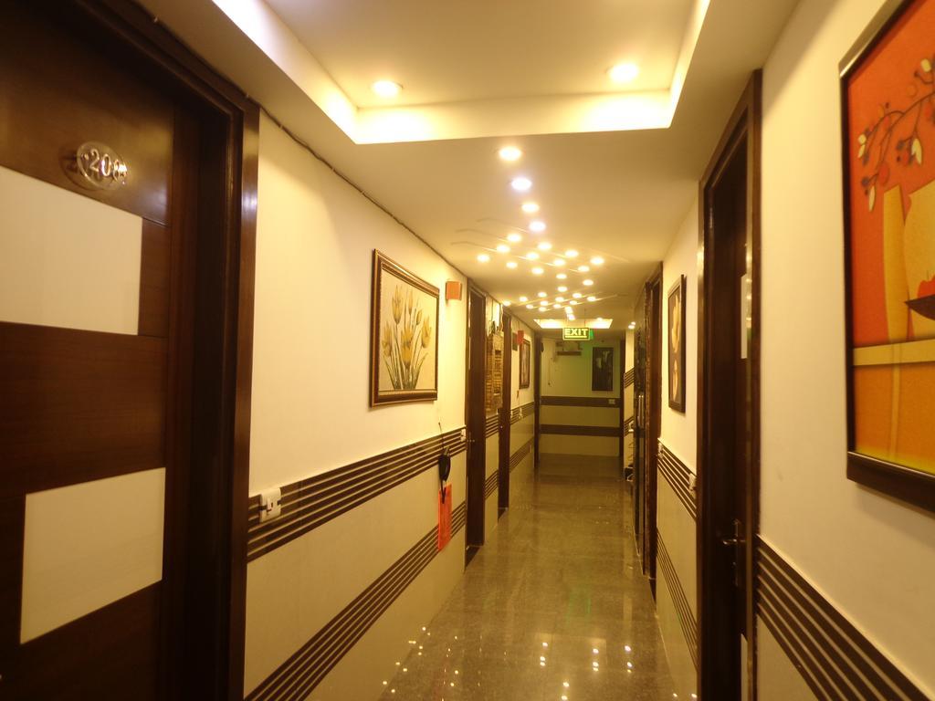 Hotel Station View Opposite New Delhi Railway Ngoại thất bức ảnh