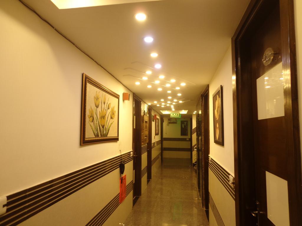 Hotel Station View Opposite New Delhi Railway Ngoại thất bức ảnh